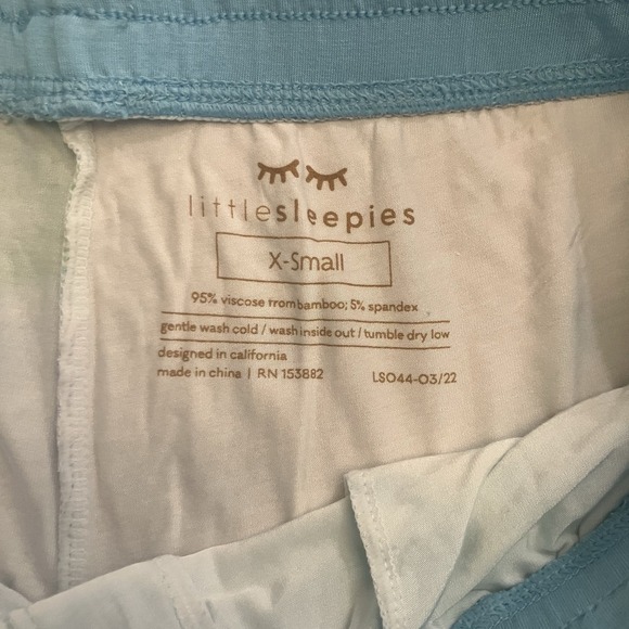 Little Sleepies Watercolor Tidepool Womens Bamboo PJ Set Size XS pants Shirt NEW - Picture 7 of 10